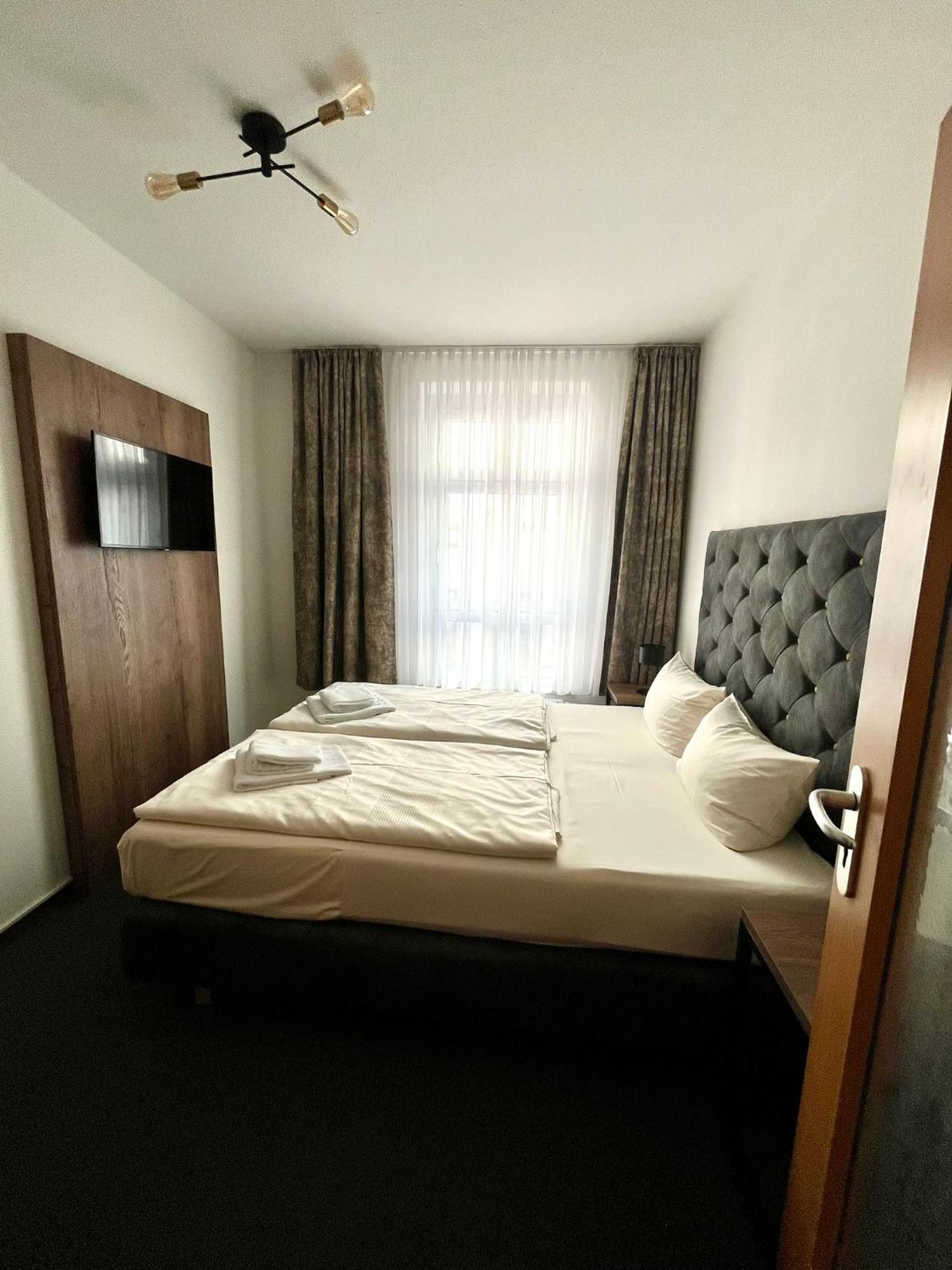 Grosses Familienapartment Mit Blick Zur Frauenkirche Dresden Exterior foto